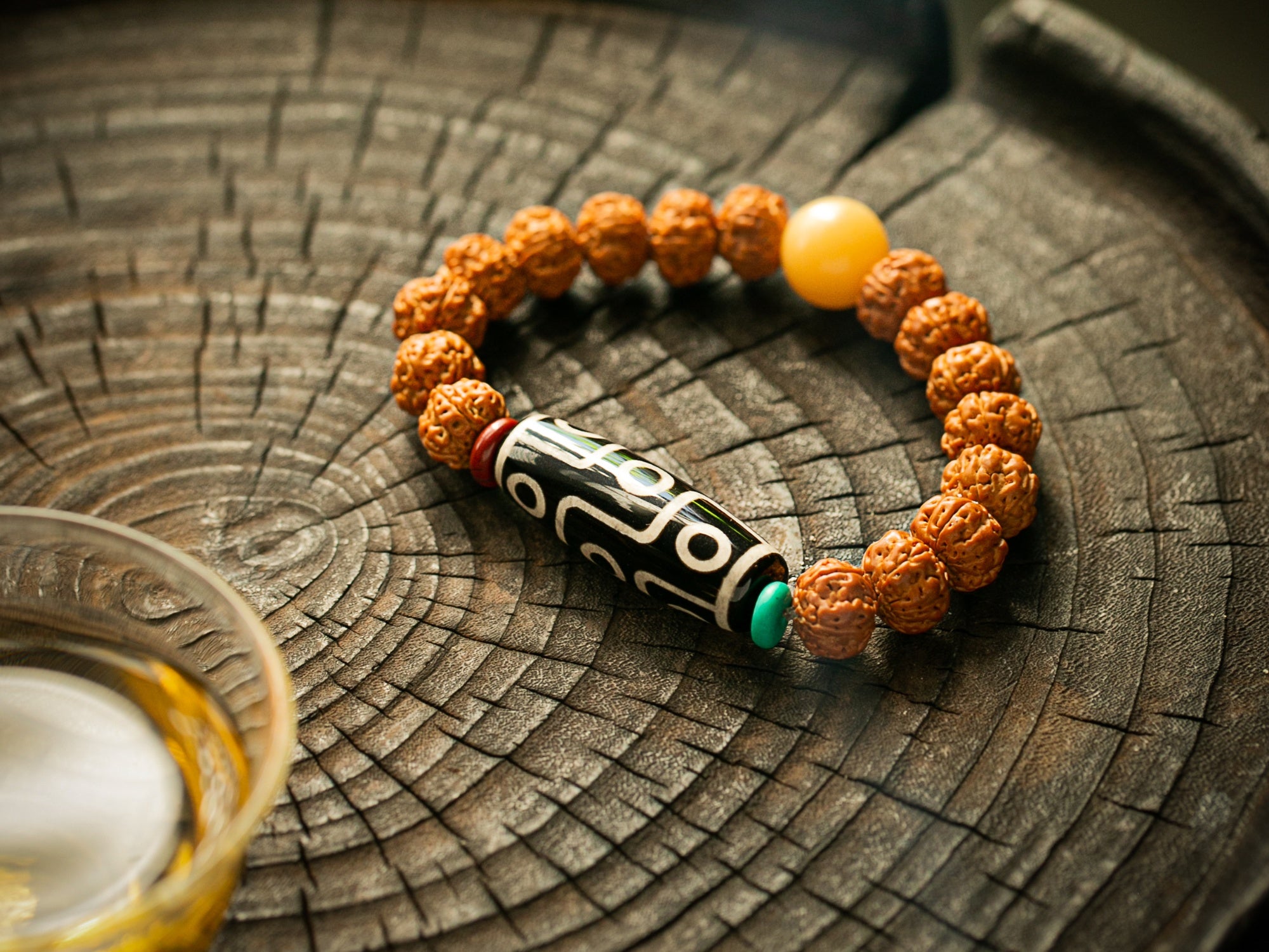 Tianzhu Vajra Bodhi attracts positive and negative wealth, enhances wealth and career.